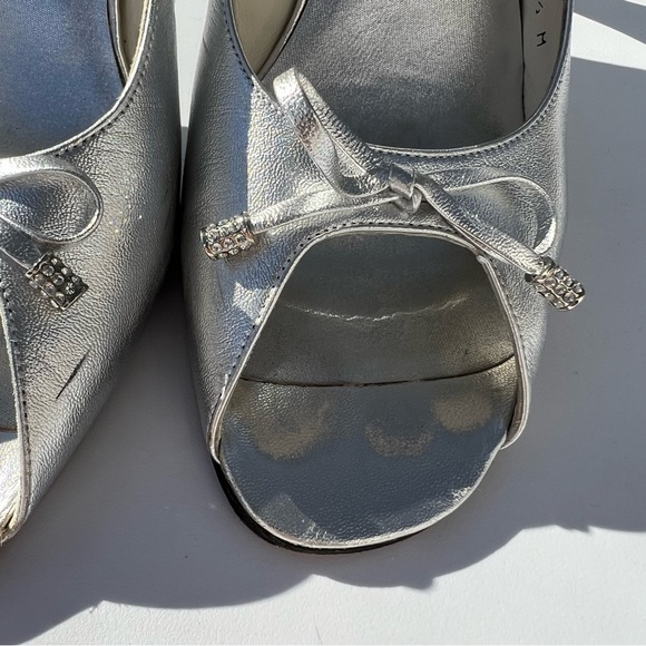 STUART Weitzman peep toe sling back silver high heels Sz 9.5 M - Picture 3 of 13